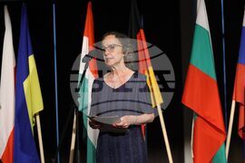 Бургас - конкурс - „Който спаси един човешки живот, спасява цяла вселена” - награди - Радостина Николова