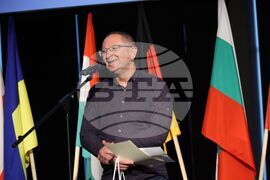 Бургас - конкурс - „Който спаси един човешки живот, спасява цяла вселена” - награди - Георги Бърдаров