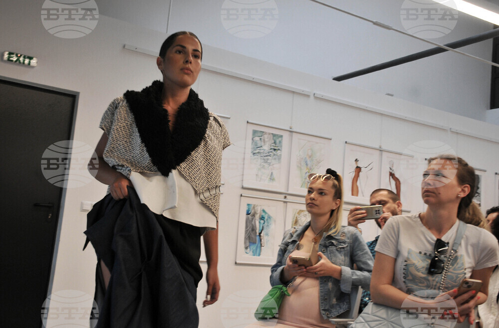 Бургас - НХА - ревю спектакъл