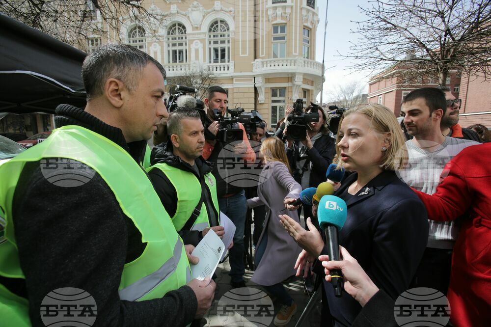 Полицаи и надзиратели в затворите излязоха на пореден протест