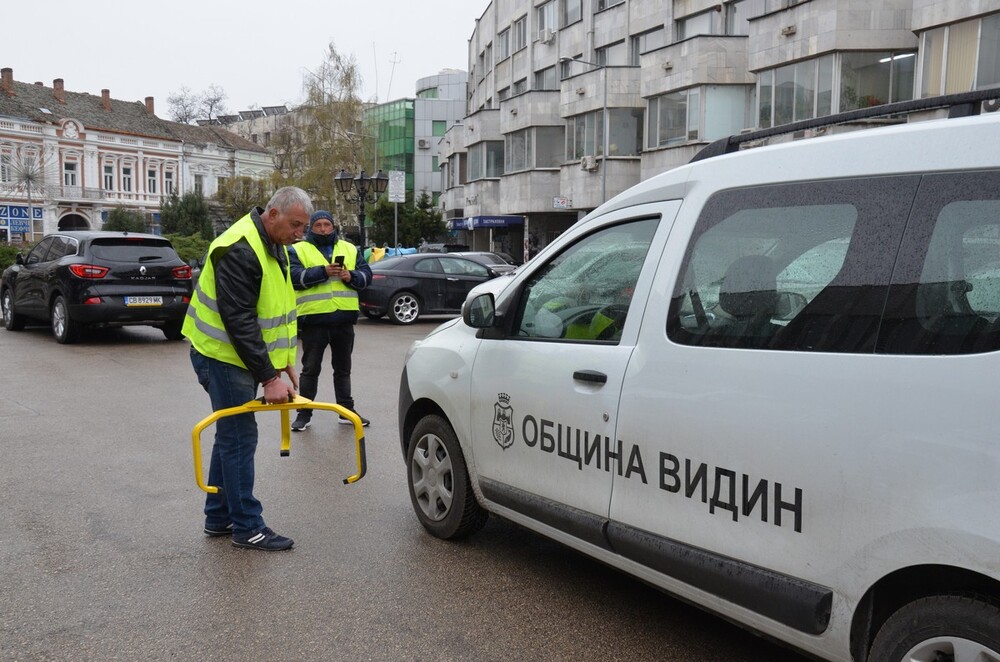 Демонстрираха как работи системата за проверка и санкциониране на нарушители в синята зона на Видин
