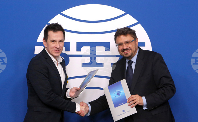 Национален пресклуб на БТА - споразумение - подписване