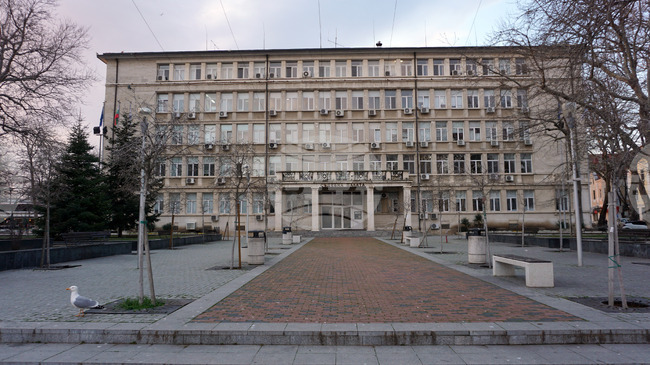 Съдът във Варна остави в ареста обвиняеми за разпространение на фентанил