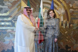 Теодора Генчовска - Фейсал бин Фадел Алибрахим - среща