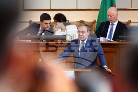 Парламент - заседание