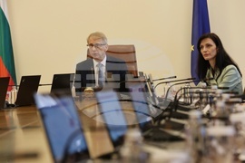 Правителство - заседание - Николай Денков - Мария Габриел