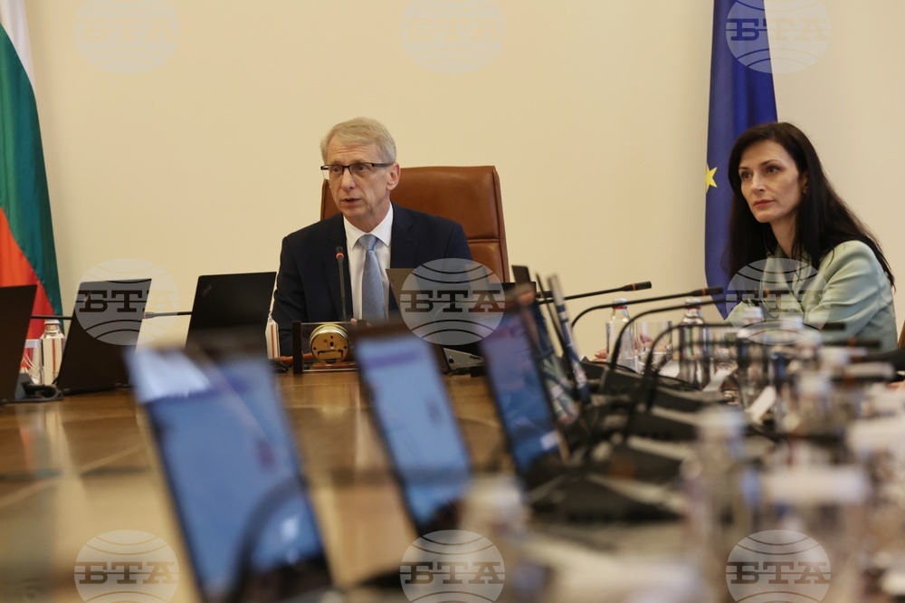 Правителство - заседание - Николай Денков - Мария Габриел