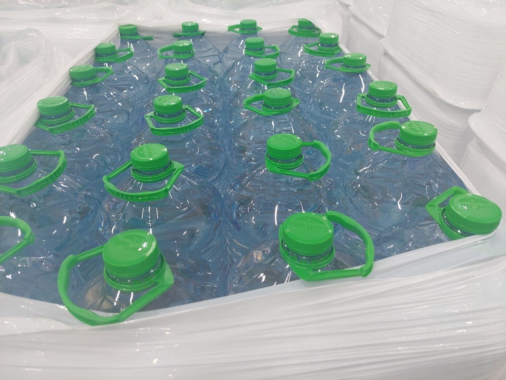 Над 33 000 литра бутилирана вода отпускат от Държавния резерв заради частично бедственото положение в село Никюп, област Велико Търново