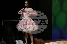 Театър - Горчивите сълзи на Петра фон Кант