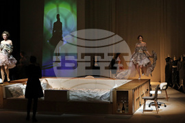 Театър - Горчивите сълзи на Петра фон Кант