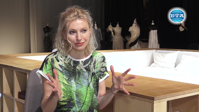 Лилия Маравиля за „Горчивите сълзи на Петра фон Кант“