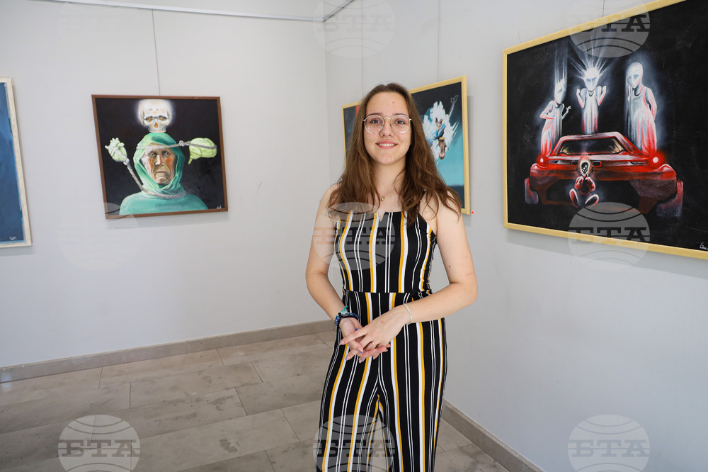 Бургас - Кристина Бандрамалиева - изложба