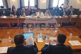 Парламент - Комисия по правни въпроси