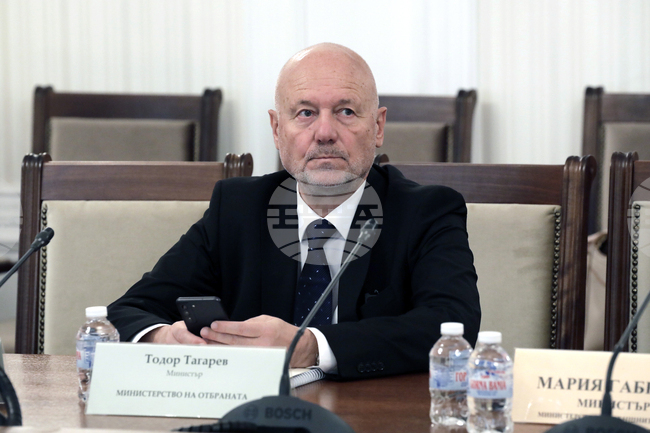  Парламент - Комисия по отбрана - Тодор Тагарев