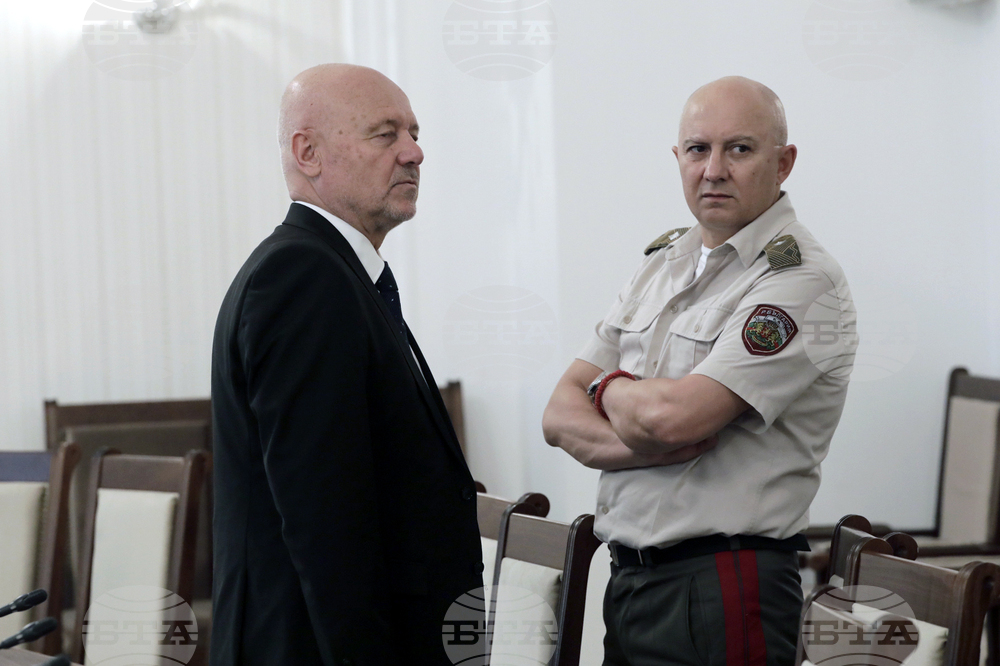 Парламент - Комисия по отбрана - Тодор Тагарев