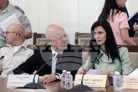 Парламент - Комисия по отбрана - Тодор Тагарев