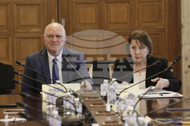 Парламент - Комисия по образованието и науката