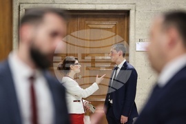 Парламент - Комисия по правни въпроси