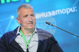 Форум - Зелен преход - Бъдещето на AI и DISRUPTIVE технологиите. От технологичната революция до етичните въпроси