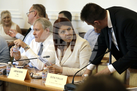 Парламент - Комисия по земеделието, храните и горите