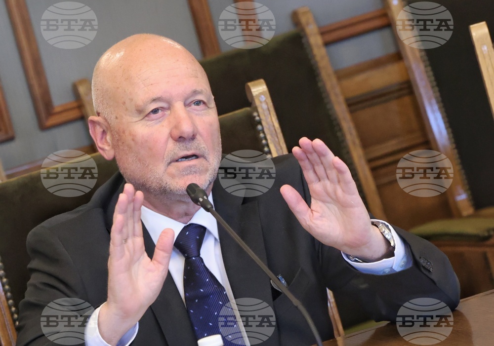 Парламент - Комисия по отбрана - закрито заседание - Тодор Тагарев