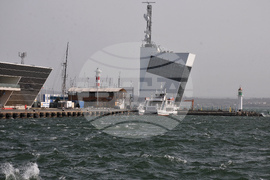 Бургас - пристанище - силен вятър