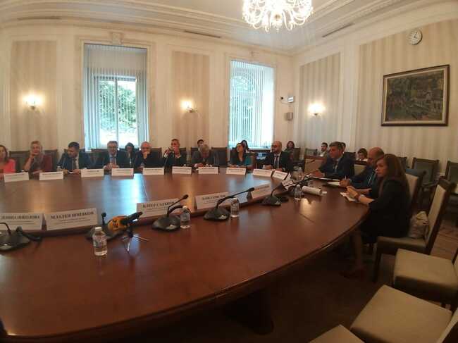 МРРБ: Общините ще получат дофинансиране за завършване на инфраструктурните проекти, финансирани от МРРБ