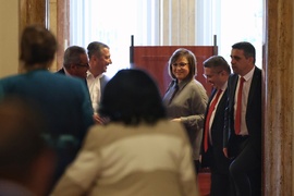 Парламент - заседание