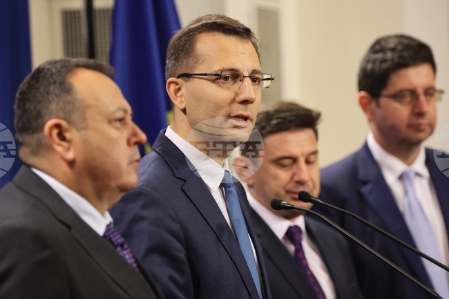 Парламент - ДПС - брифинг