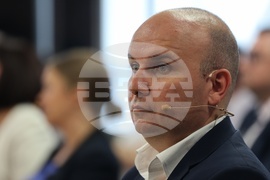 Дом на Европа - Към избори за Европейски парламент през 2024 г.