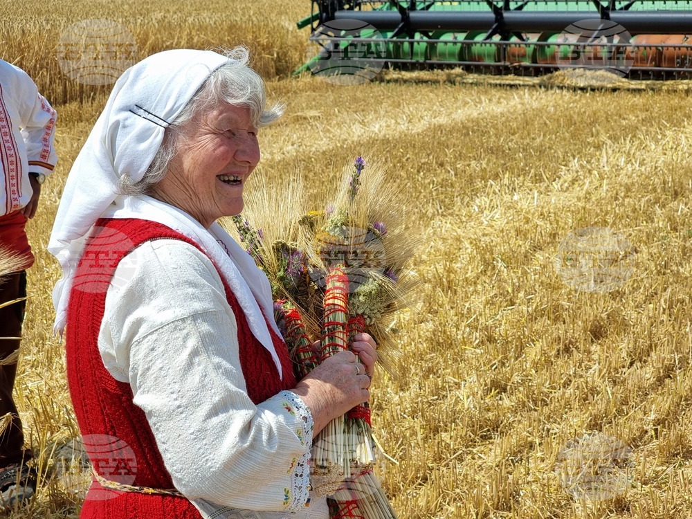 Село Търнава - откриване на жътвата