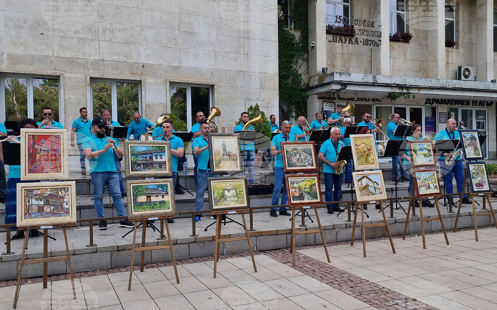 Ловеч - пленер -  художници с физически увреждания - живопис