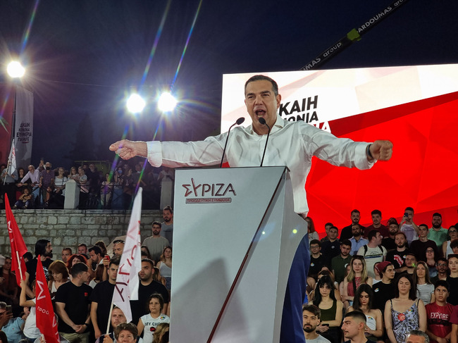 Да не даваме „празен чек“ на Нова демокрация призова лидерът на лявата СИРИЗА и бивш премиер на Гърция Алексис Ципрас
