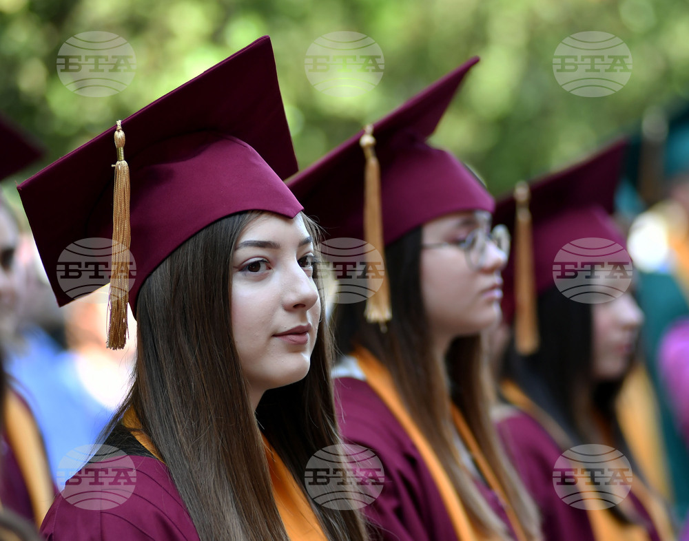 Исперих - профилирана гимназия - дипломиране