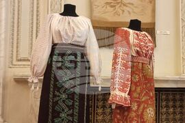 Румъния - 24 юни - Световен ден на румънската ия – традиционната румънска блуза с шевици