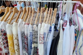 Румъния - 24 юни - Световен ден на румънската ия – традиционната румънска блуза с шевици