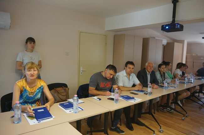 Областният управител на област Хасково участва в семинар по проект за разработване на методи за производство, стандартизация и маркетинг, щадящи околната среда