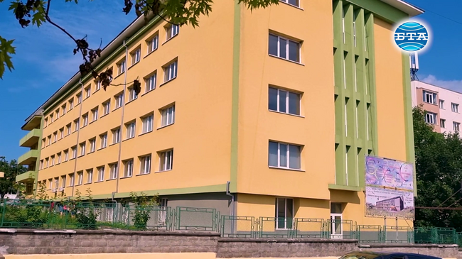 Професионална гимназия от Попово успешно усвоява европейски средства в полза на екипа и учениците, коментира директорът на училището