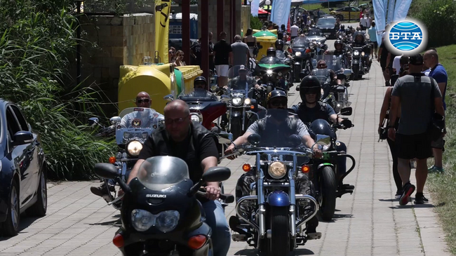 Софийският авто-мото фест, който ще продължи до 25 юни, беше открит официално днес