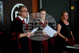 Бургас - НХА - студенти - дипломи