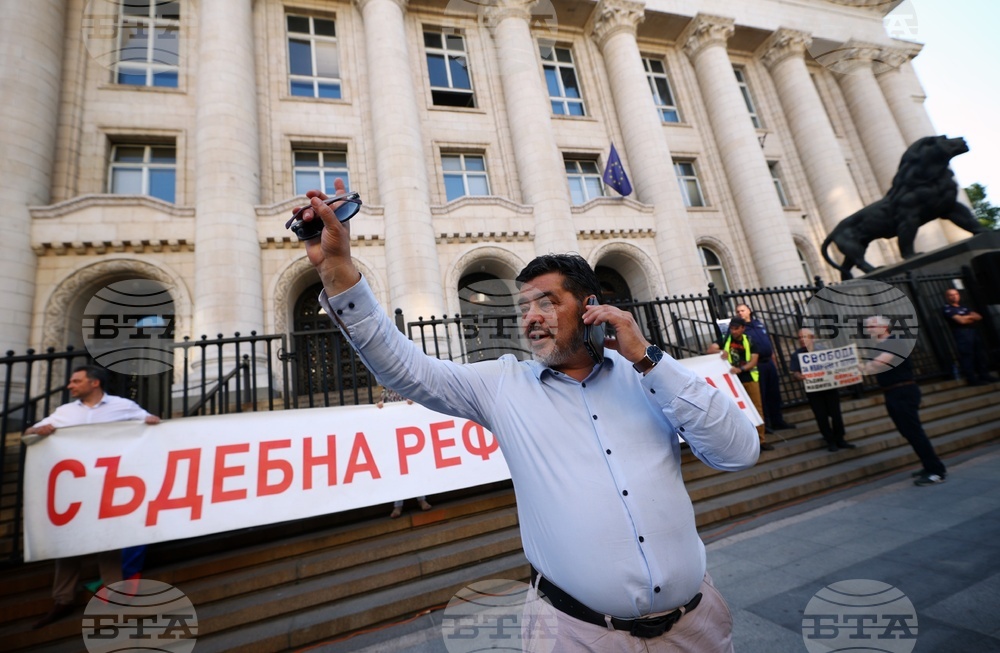 Инициатива "Правосъдие за всеки" - демонстрация - Велислав Величков