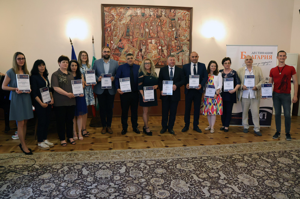 Община Ловеч с отличие за принос в утвърждаването на поклонническия туризъм