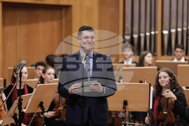 НМА „Проф. Панчо Владигеров“ - награди - Милен Митев