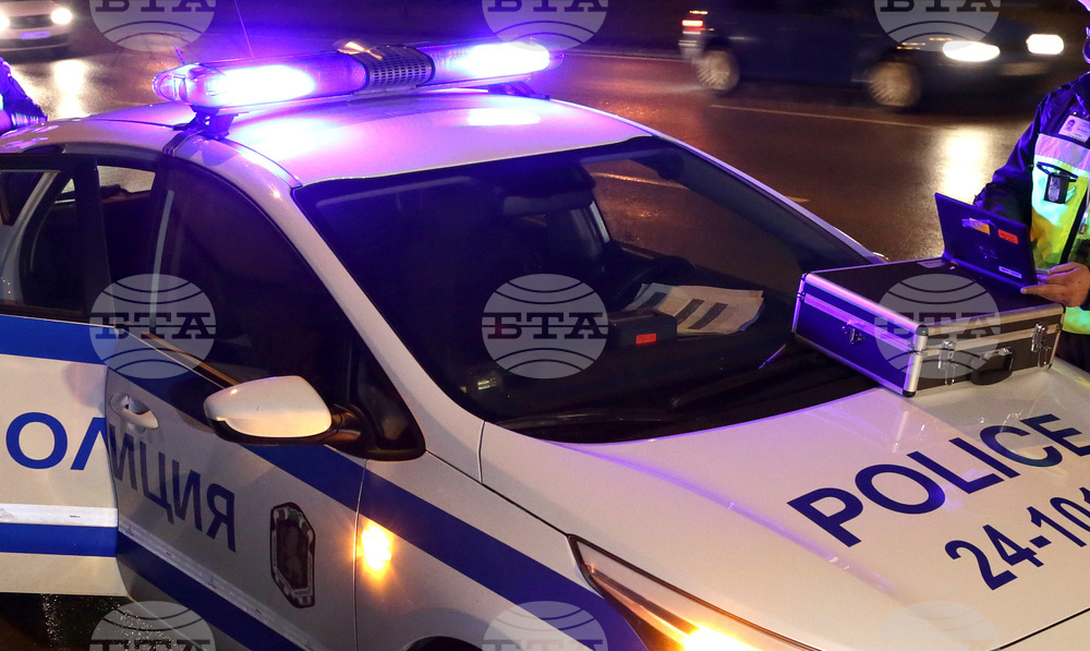 Жители на Ботевград протестираха тази вечер заради смъртен случай, към момента ситуацията е овладяна, каза кметът Иван Гавалюгов