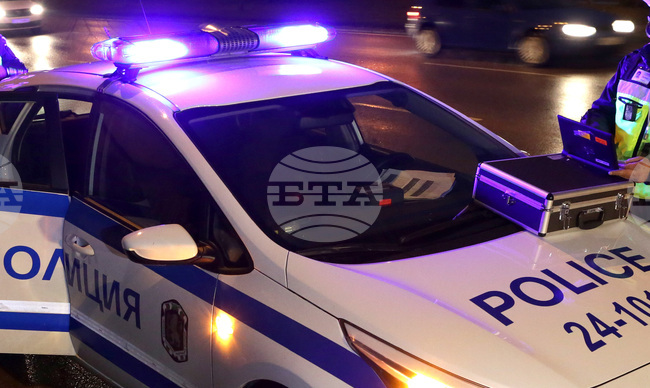 Жители на Ботевград протестираха тази вечер заради смъртен случай, към момента ситуацията е овладяна, каза кметът Иван Гавалюгов