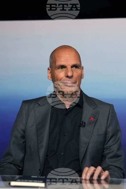 Бивш финансов министър на Гърция е обвинен в насърчаване на употребата на наркотици след признание, че е вземал екстази преди десетилетия