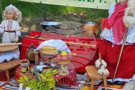 Добрич - община Крушари - празник на гърнетата