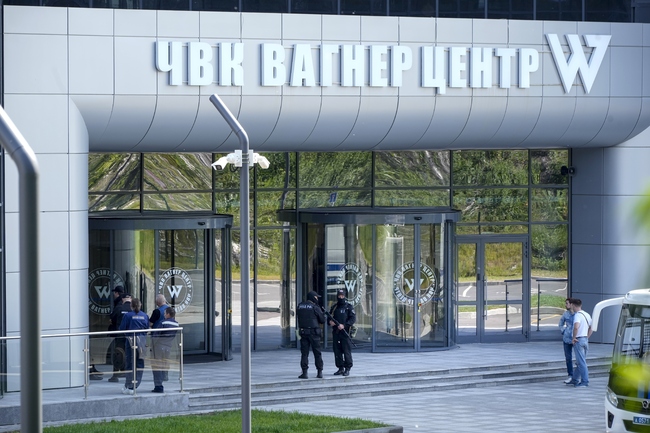 Пригожин е бил уведомен, че участието на ЧВК „Вагнер“ в бойните действия в Украйна се прекратява след отказа му да подпише договор