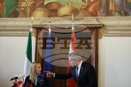 Австрия - Карл Нехамер - Джорджа Мелони - пресконференция - Европейски форум Вахау