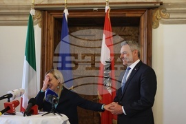 Австрия - Карл Нехамер - Джорджа Мелони - пресконференция - Европейски форум Вахау